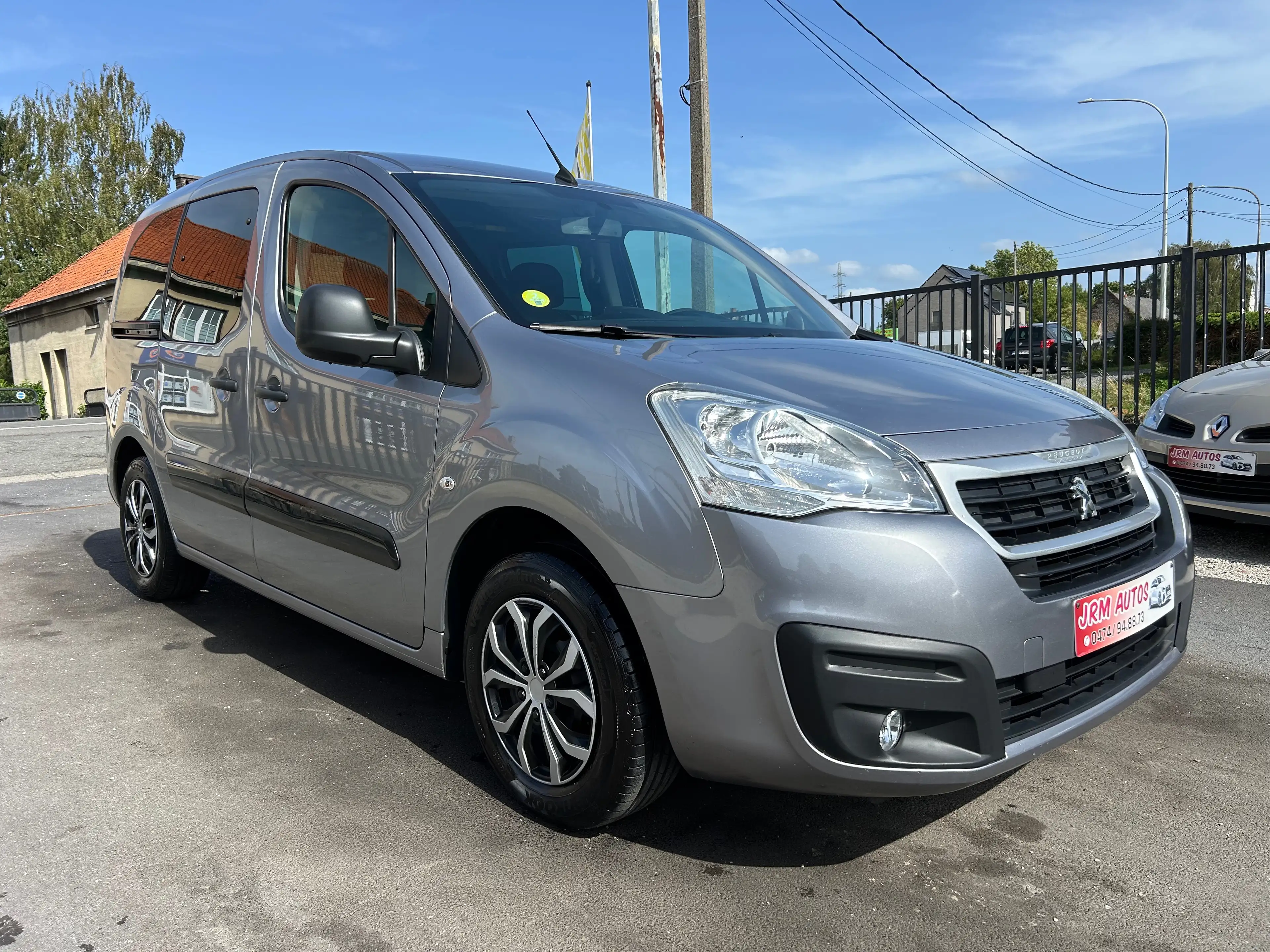 Peugeot Partner Tepee 1.6 BlueHDi 1ER PROPRIO AVEC SUIVI D'ENTRETIEN *** CLIM/CAPTEURS/GPS *** — photo 3