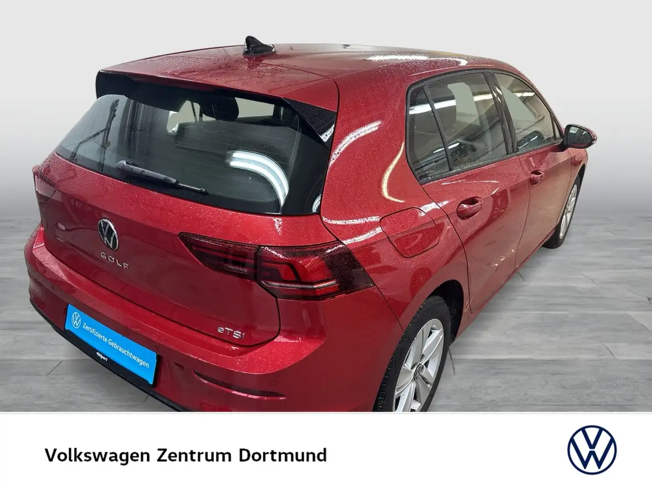 Volkswagen Golf VIII 1.5 eTSI LIFE FACELIFT CAM ACC CARPLAY 5