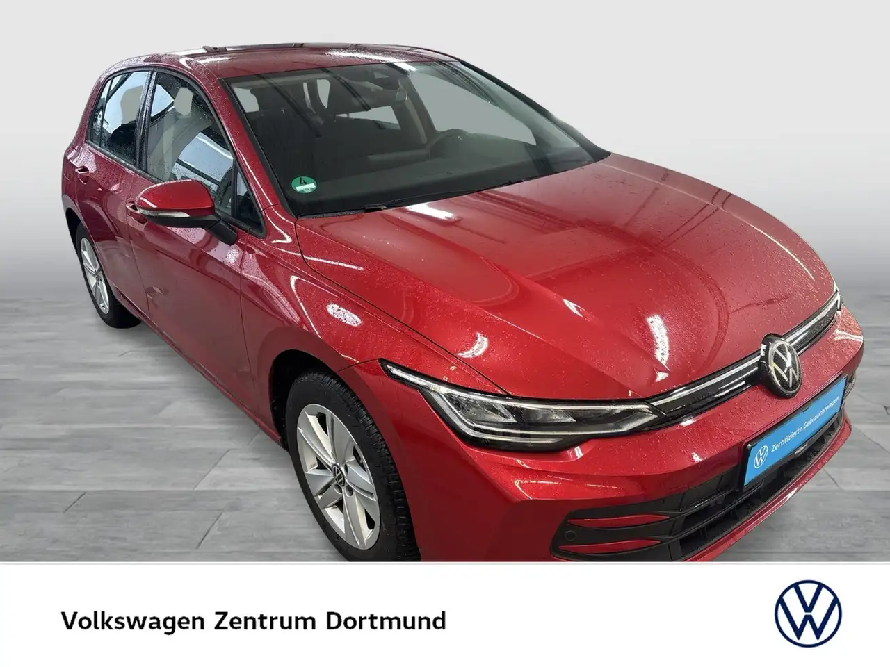 Volkswagen Golf VIII 1.5 eTSI LIFE FACELIFT CAM ACC CARPLAY 6