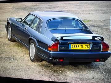 XJR-S