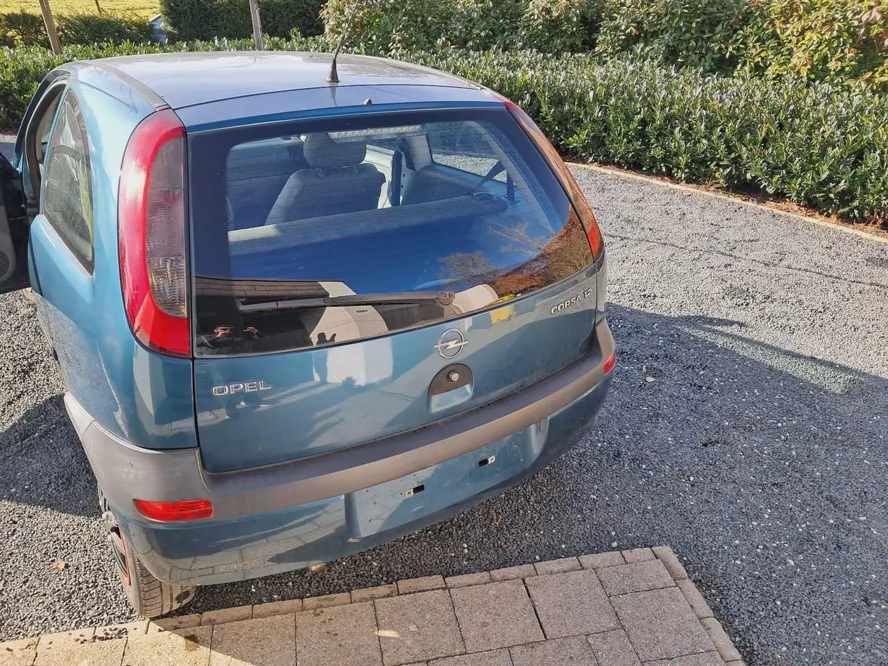 Opel Corsa 1.2i XE 16v Edition 2000, foto 4