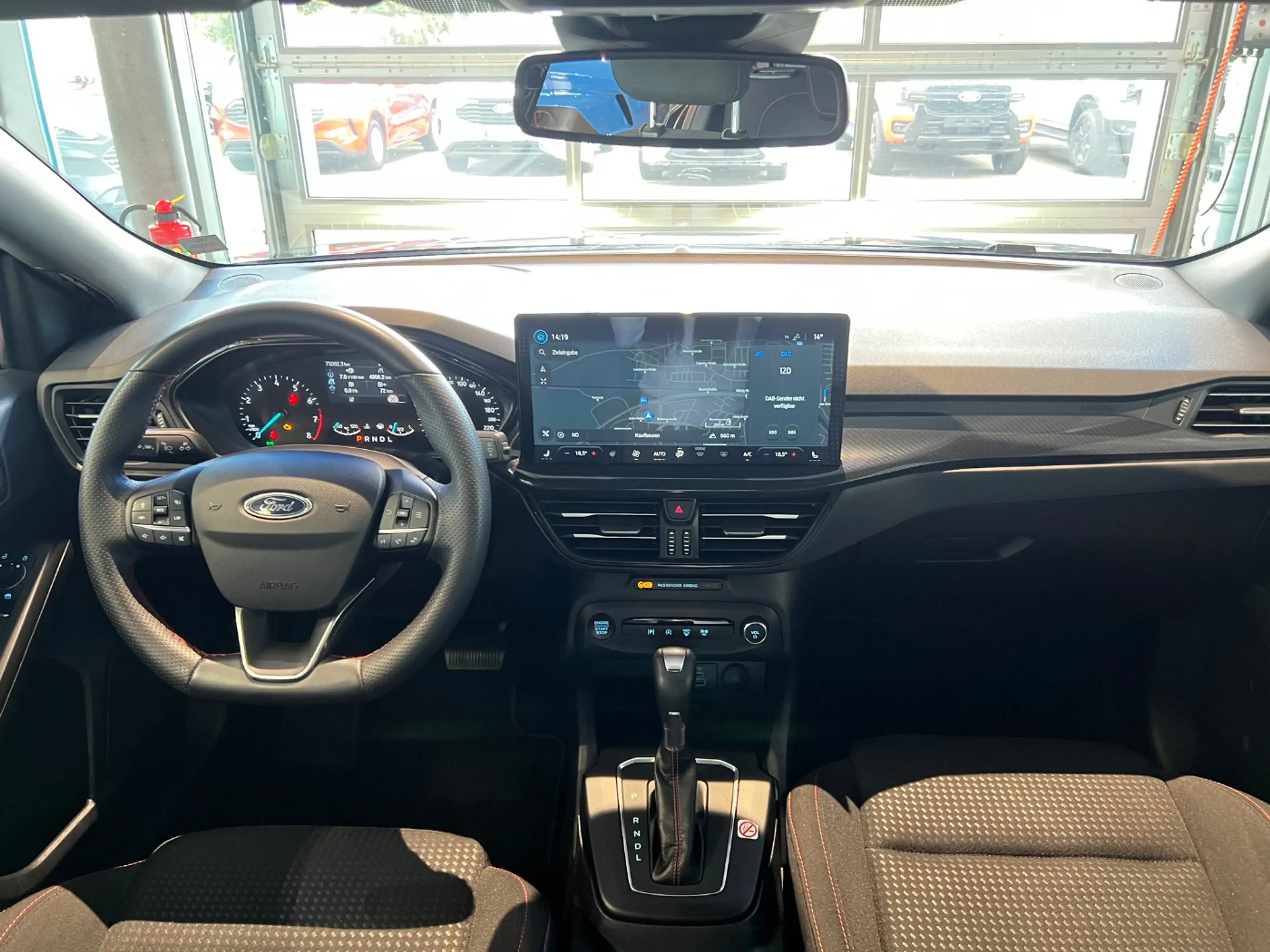 Ford Focus Turnier 1.0 EcoBoost ST-Line LED ACC Navi — photo 16