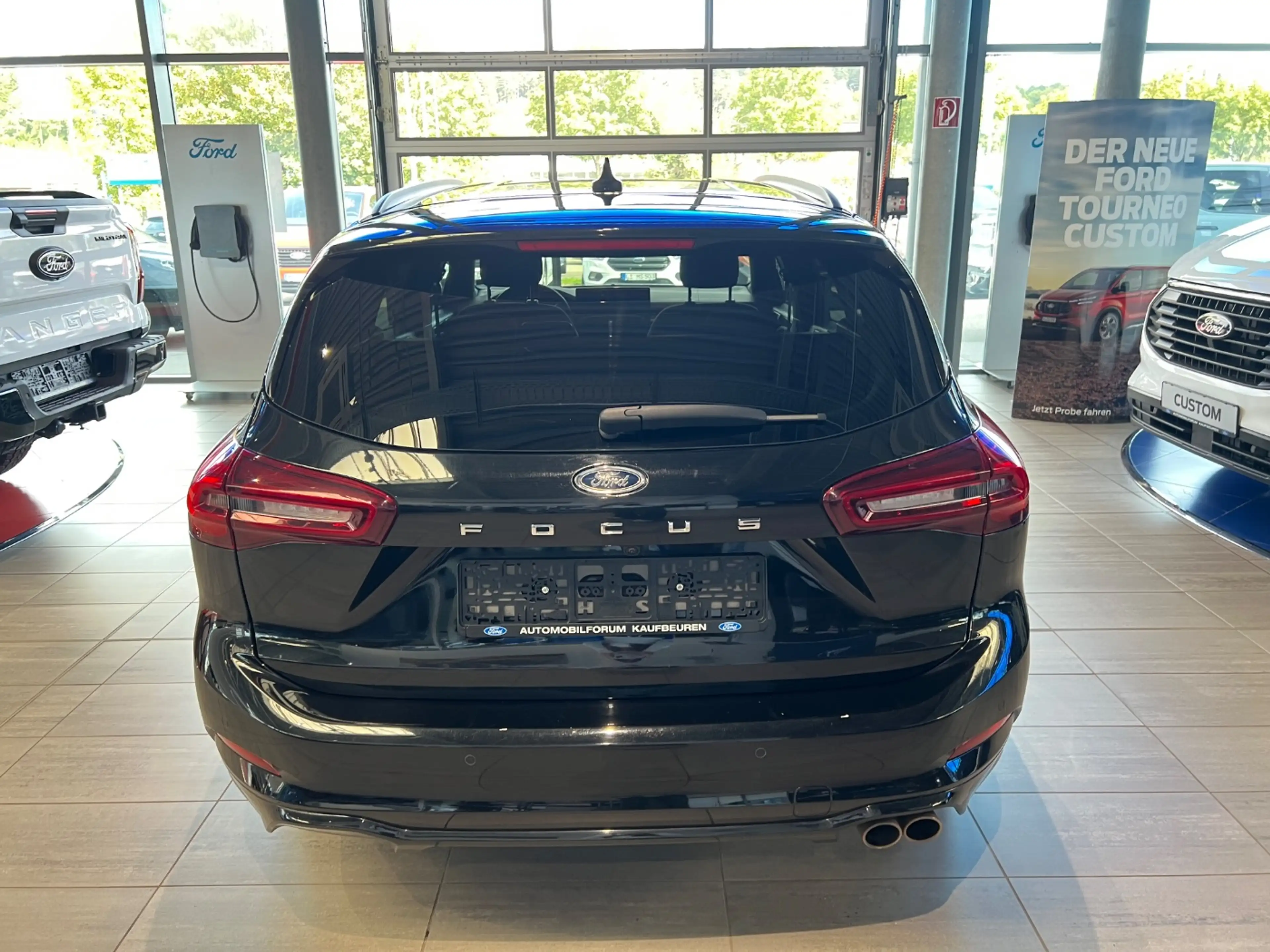 Ford Focus Turnier 1.0 EcoBoost ST-Line LED ACC Navi — photo 8