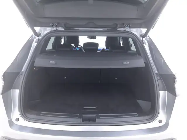 Renault Austral view 14
