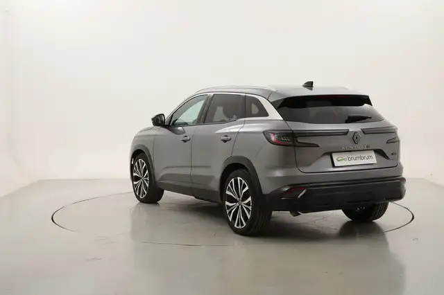 Renault Austral view 3