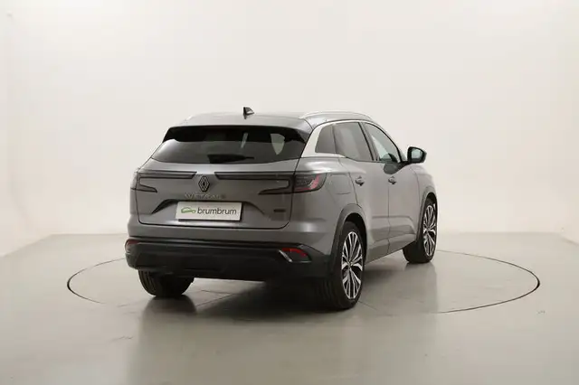 Renault Austral view 5