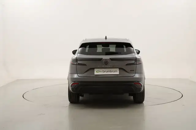 Renault Austral view 4