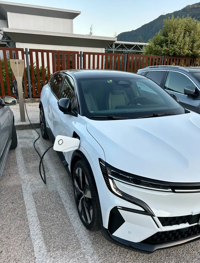 Renault Megane Megane IV E-Tech E-Tech Techno EV60 220cv AC22 Bianco - 1