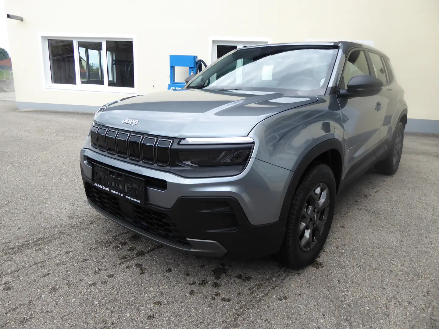 Jeep Avenger Longitude Gris - 1