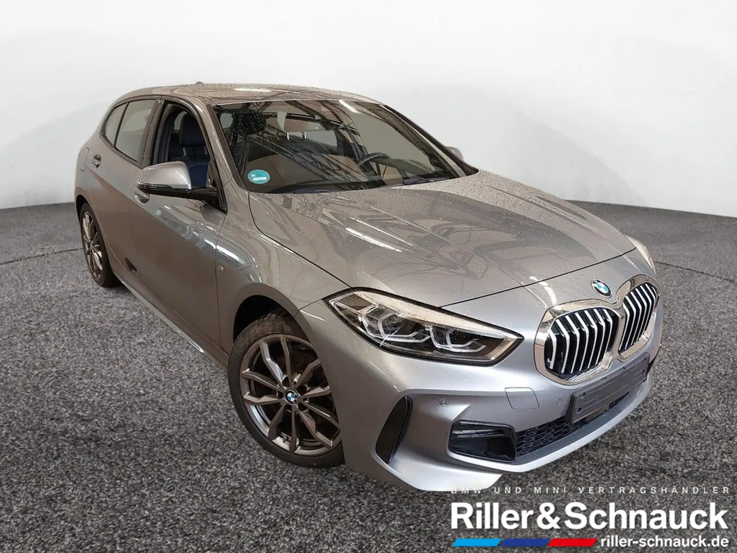 BMW 118 i M Sport LED+NAVI+SHZG+PDC Gris - 2
