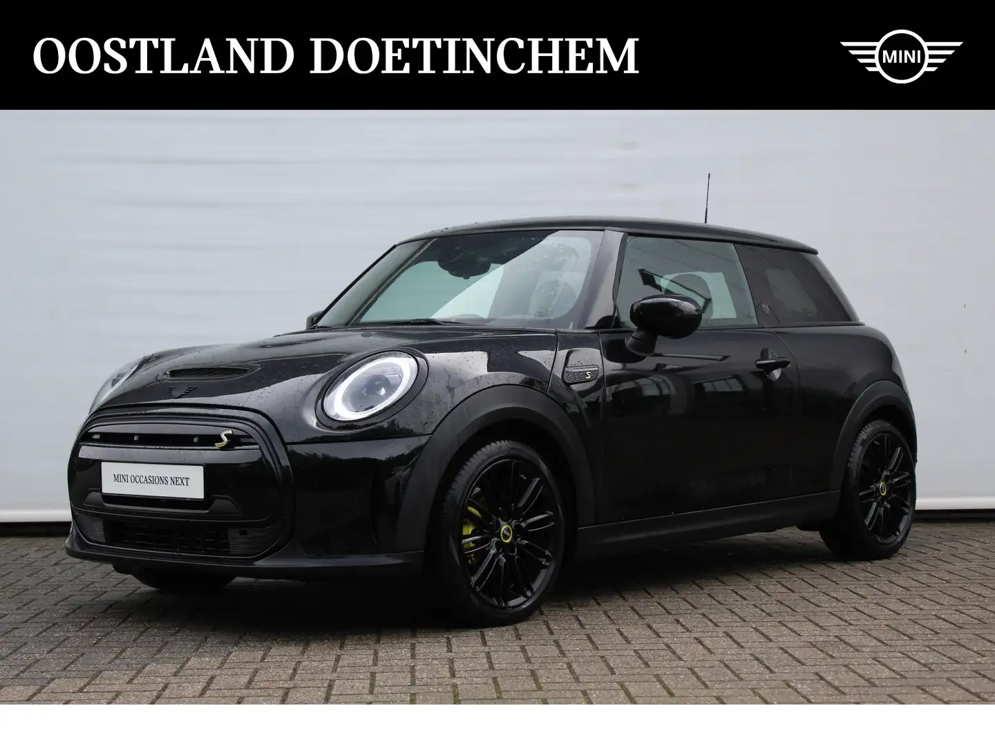 MINI Electric Yours / Sportstoelen / Achteruitrijcamera Zwart - 1