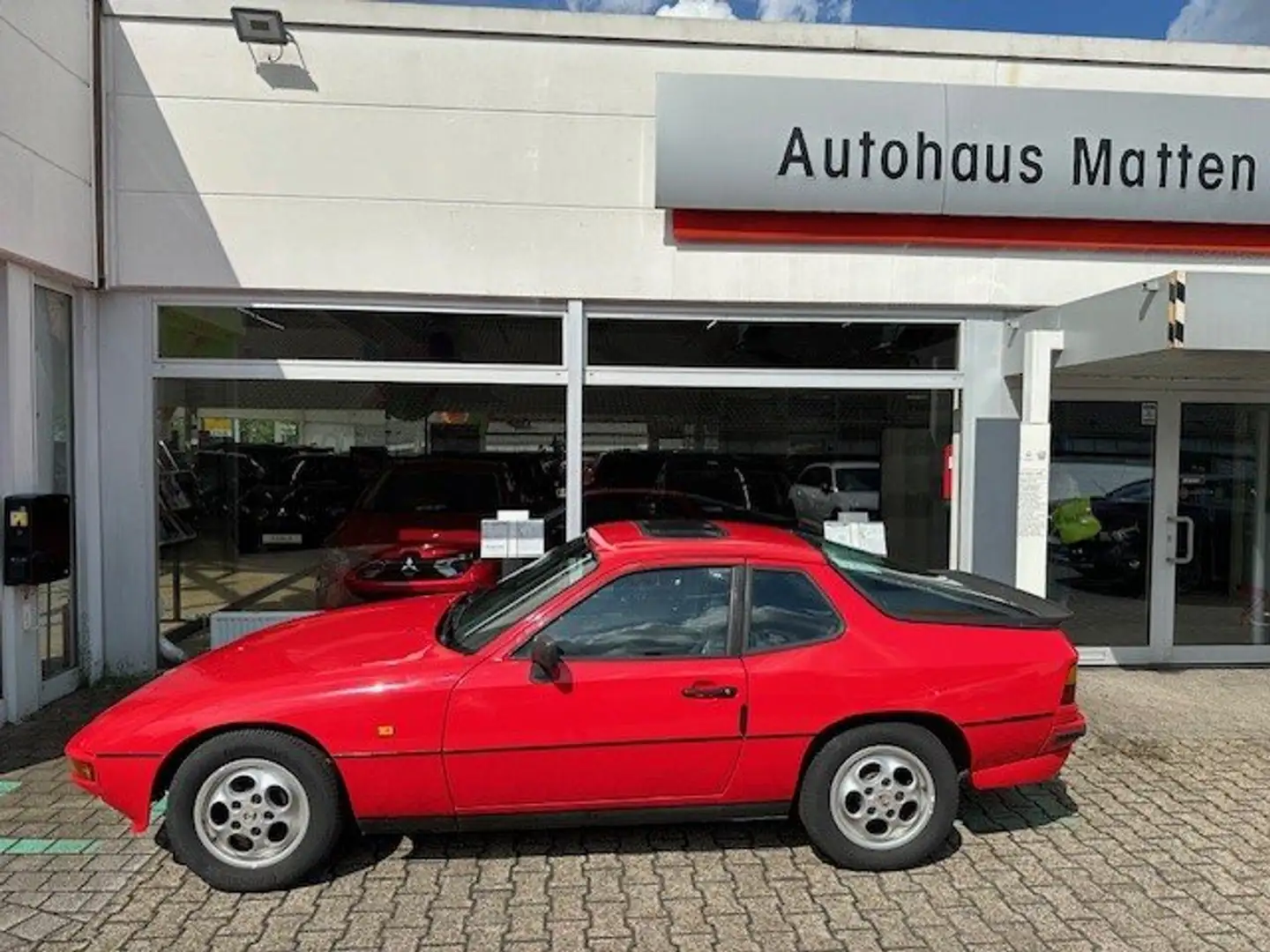 Porsche 924 S Roşu - 2
