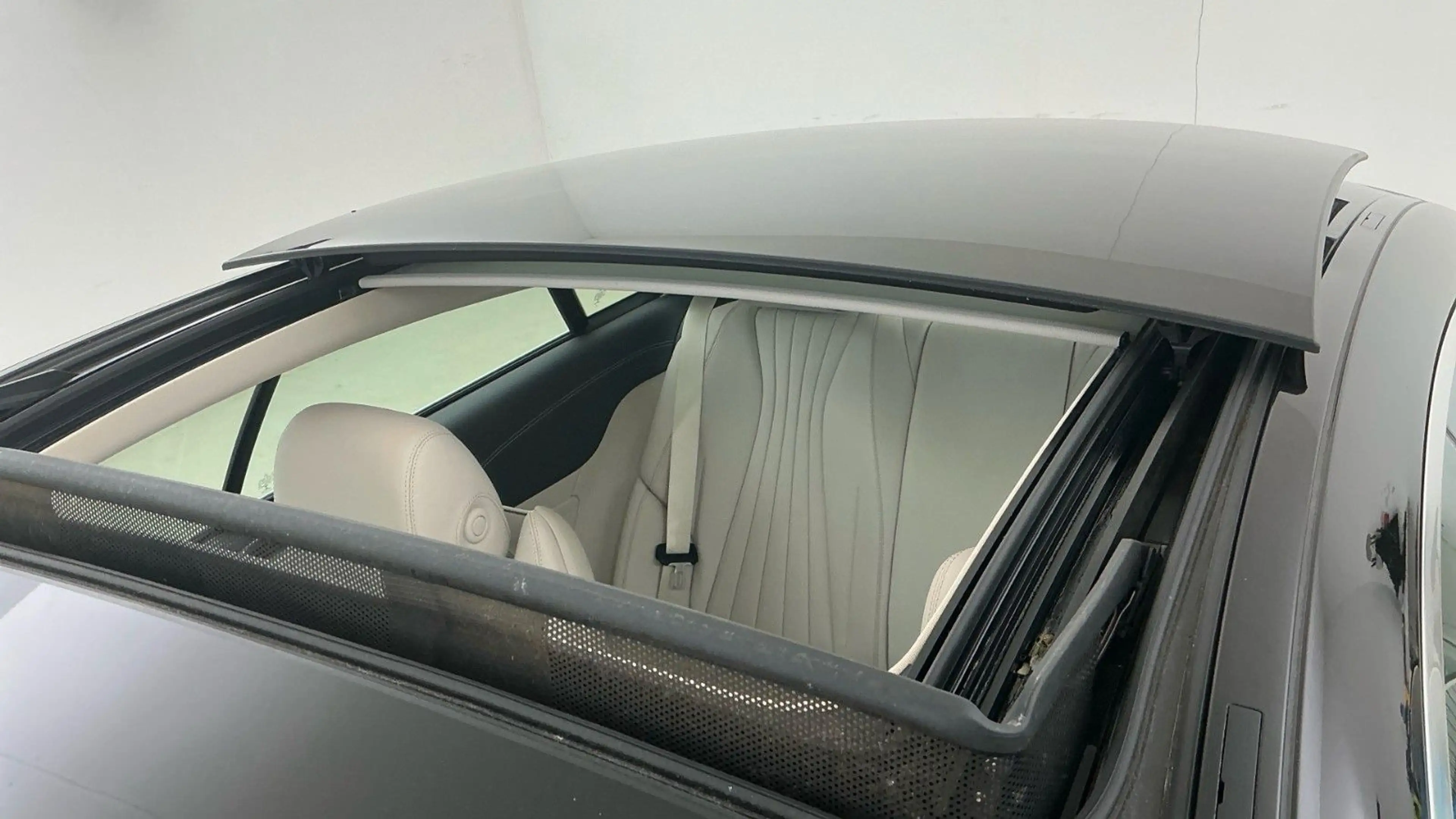 Mercedes-Benz E 300 Coupe *AMG LM|LEDER BEIGE|HUD|PANO|360°* — photo 13