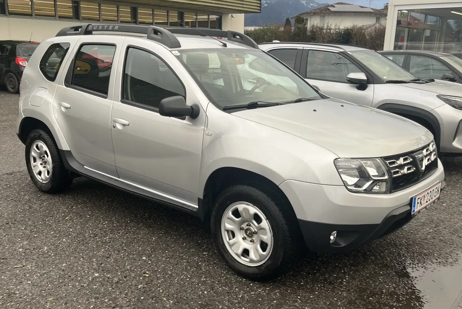 Dacia Duster dCi 110 FAP Lauréate 4x4 - 1
