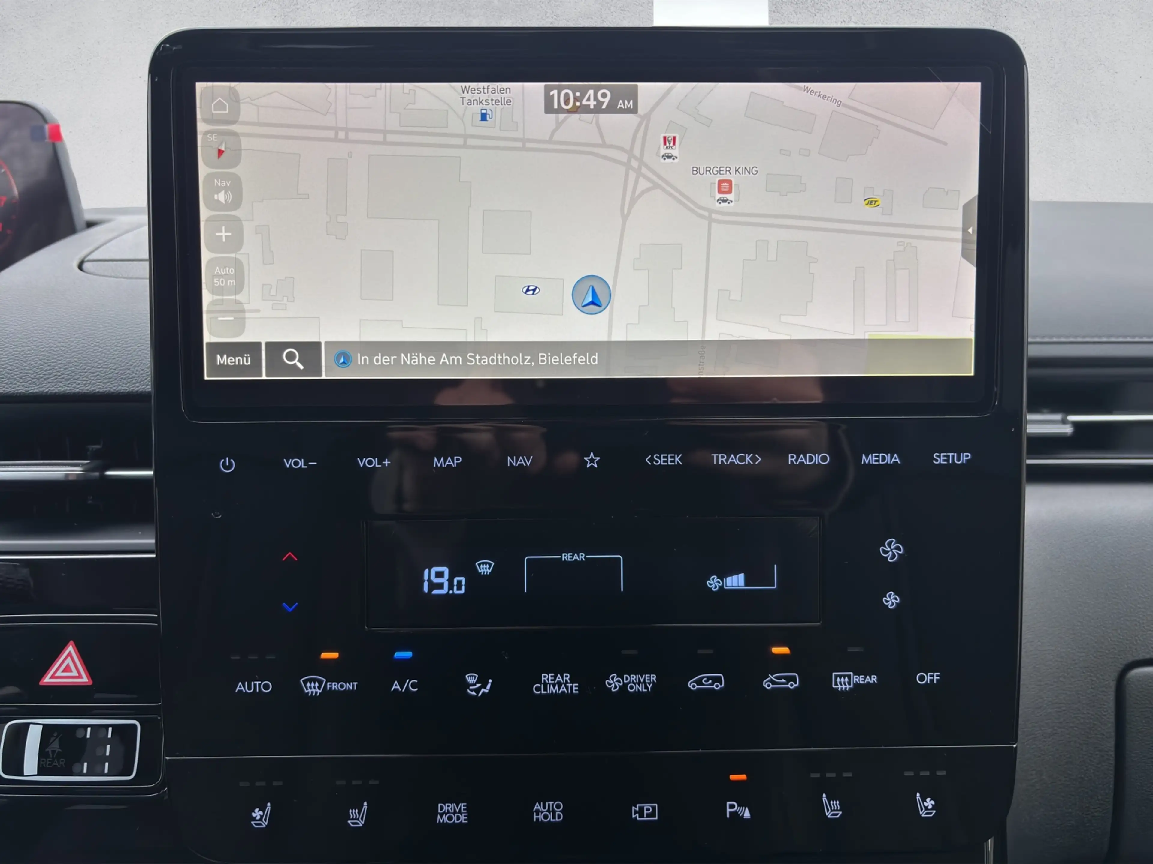 Hyundai STARIA Hybrid 1.6 T-GDi Signature PANO/NSCC/BOSE — photo 10