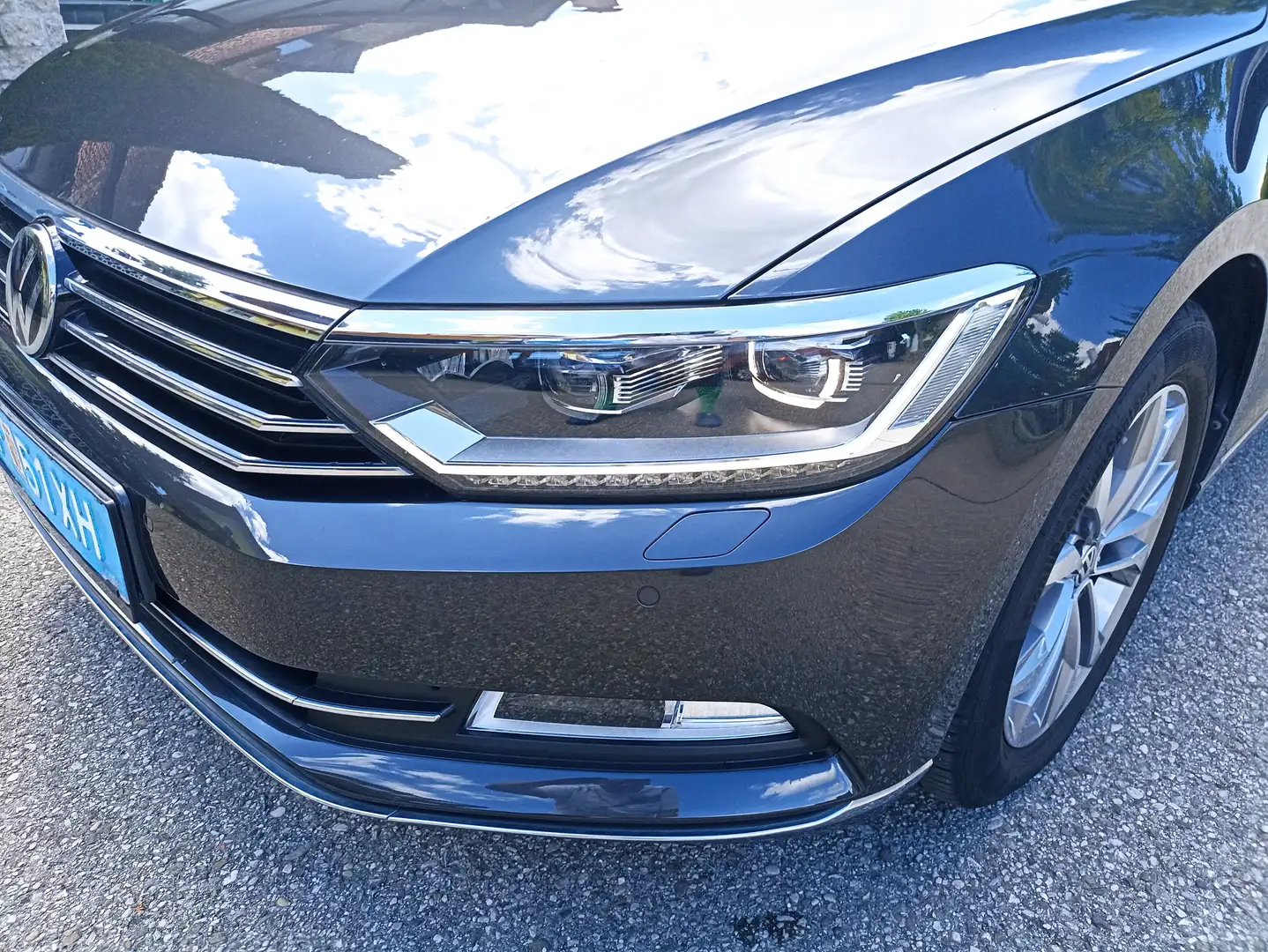 Volkswagen Passat Variant Highline 2,0 TDI,Leder,LED,Tempo,SZH,SZL,Scheibend Grau - 1