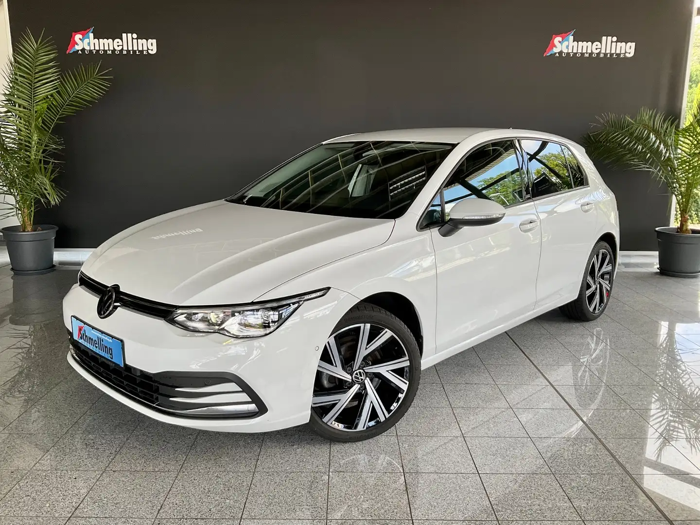Volkswagen Golf VIII "UNITED" 2.0 TDI DSG NAVI MATRIX AHK Blanc - 2