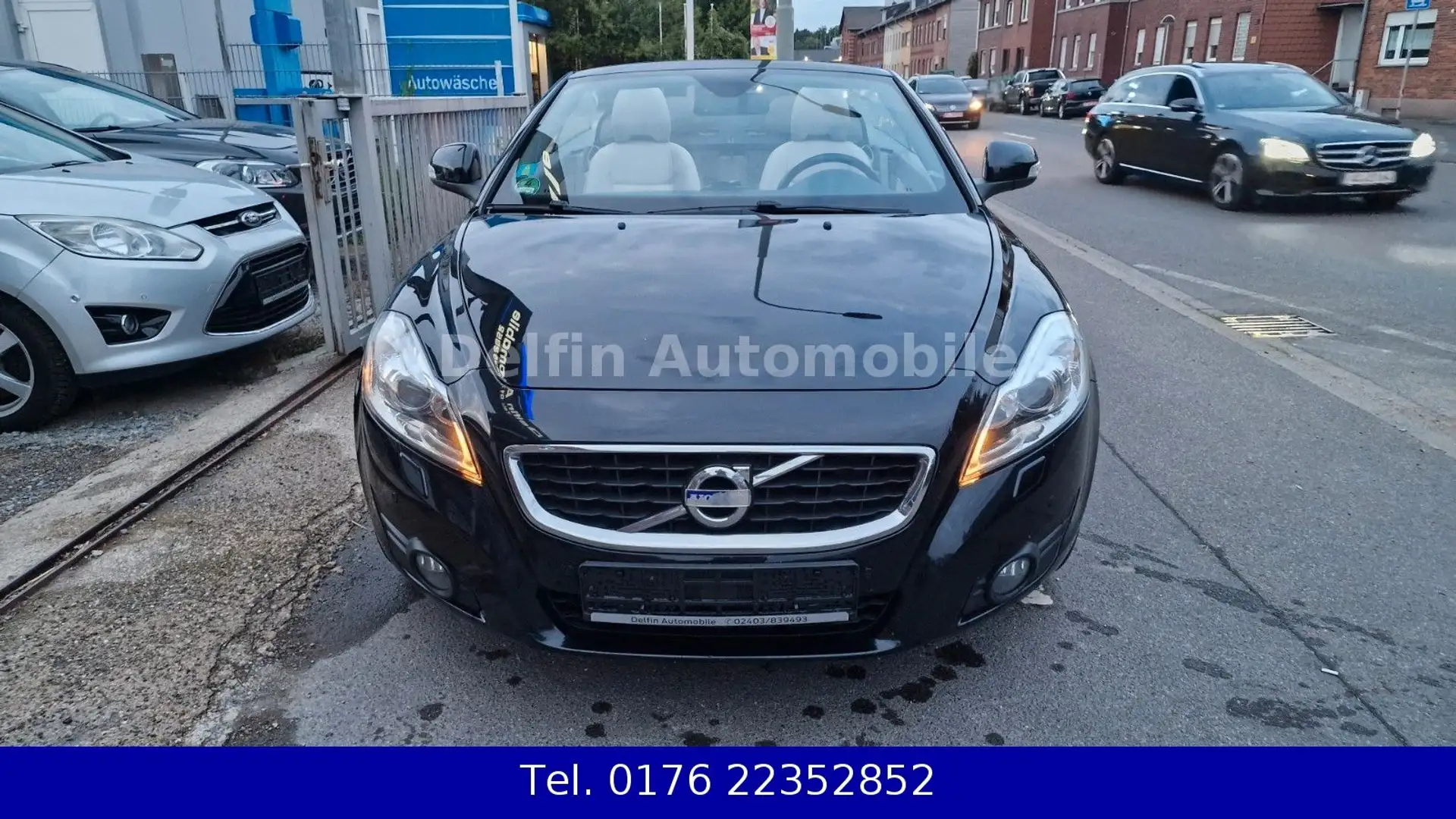 Volvo C70 Cabriolet D3 Summum-Leder-Xenon-Pdc Schwarz - 2