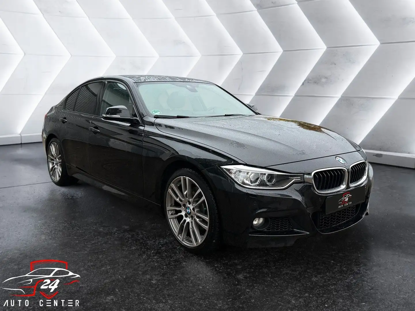 BMW 328 xDrive M-Paket/Limousine/Leder/Schiebedach Zwart - 1