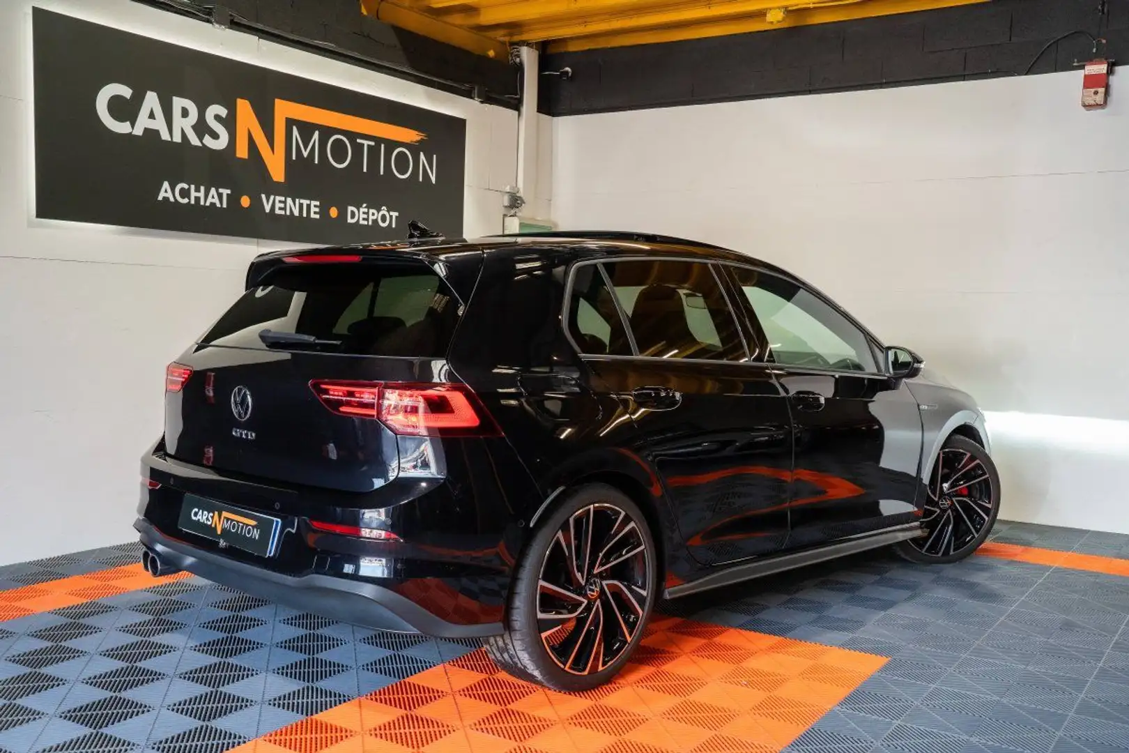 Volkswagen Golf VIII 2.0 TDI GTD 200ch DSG7 - Toit ouvrant IQ Ligh Zwart - 2