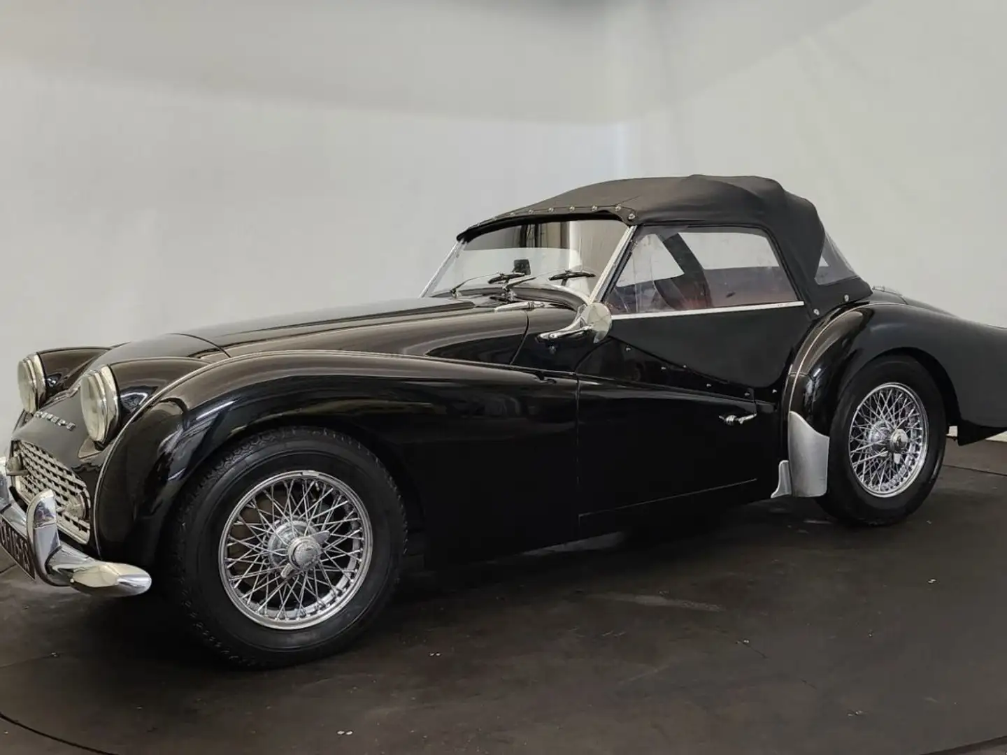 Triumph TR3 Noir - 2
