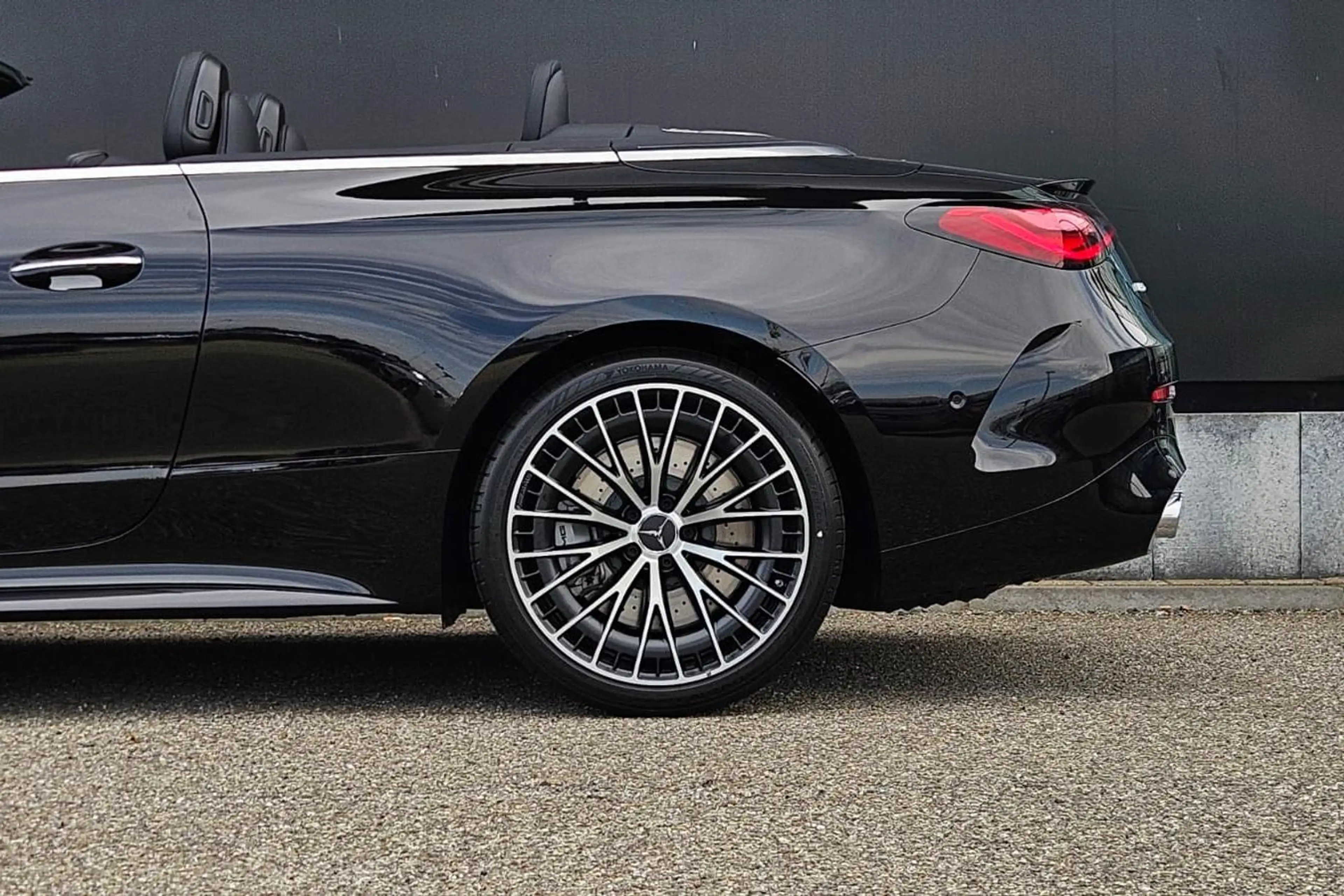 Mercedes-Benz CLE 53 AMG CLE Cabriolet Automaat 4MATIC+ | Premium Plus Pakk — photo 9