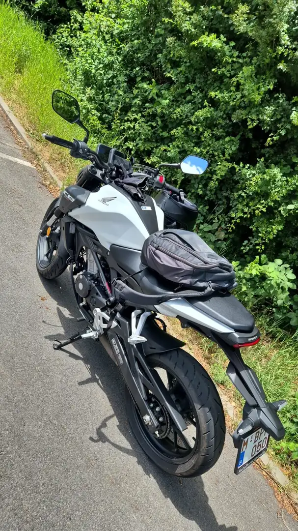 Honda CBR 125 bijela - 2