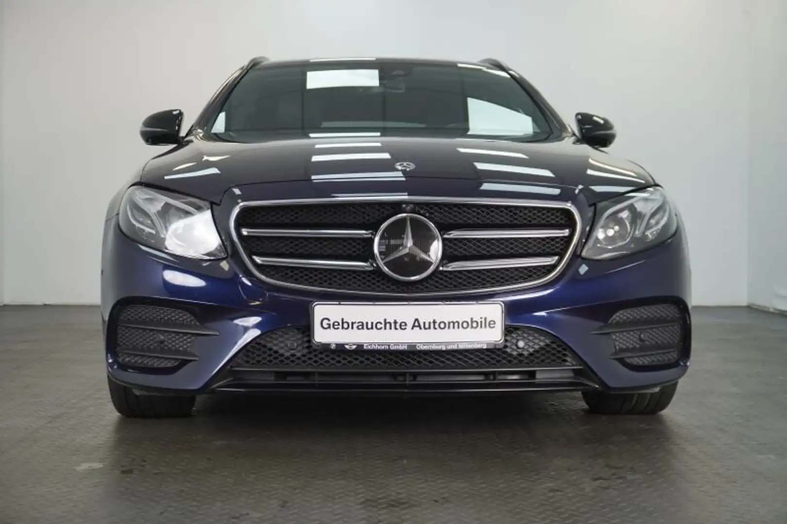 Mercedes-Benz E 400 D  4 MATIC  AMG LINE TOP AUSSTATTUNG Bleu - 1