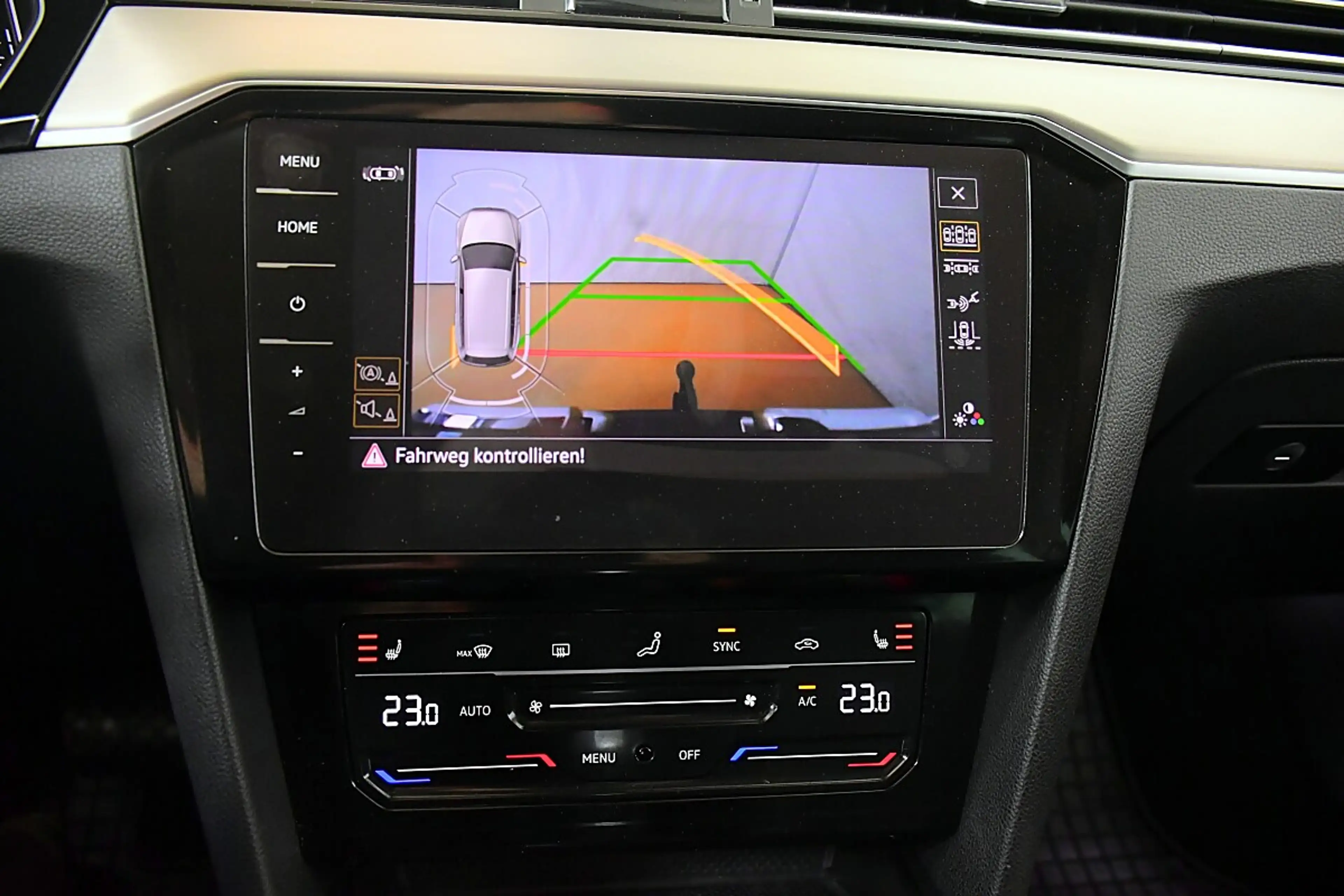 Volkswagen Passat Variant Elegance 2,0 SCR TDI DSG — photo 6