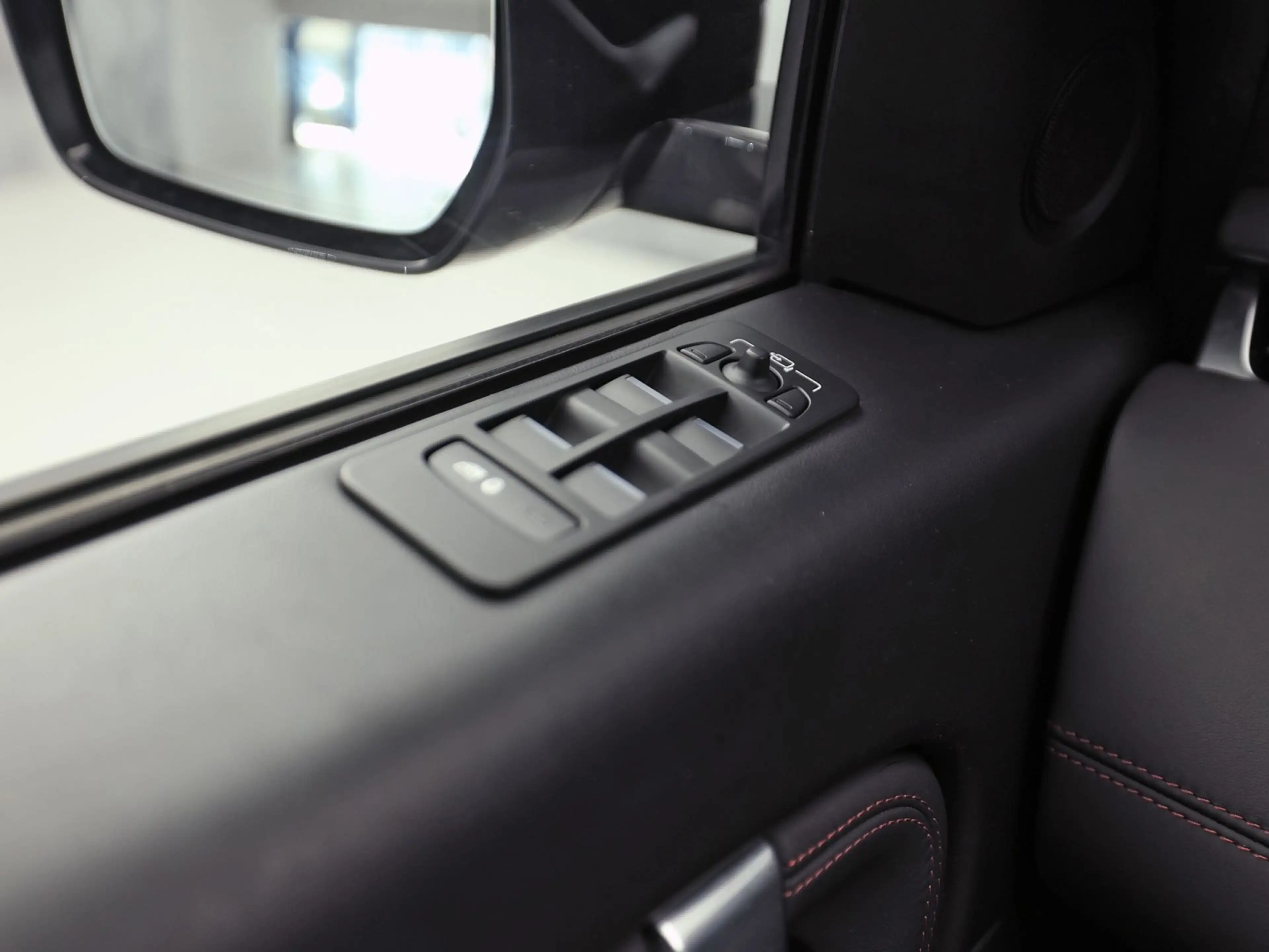 Land Rover Discovery Sport P300e 1.5 R-Dynamic HSE 309Pk Automaat (PANORAMADA — photo 28
