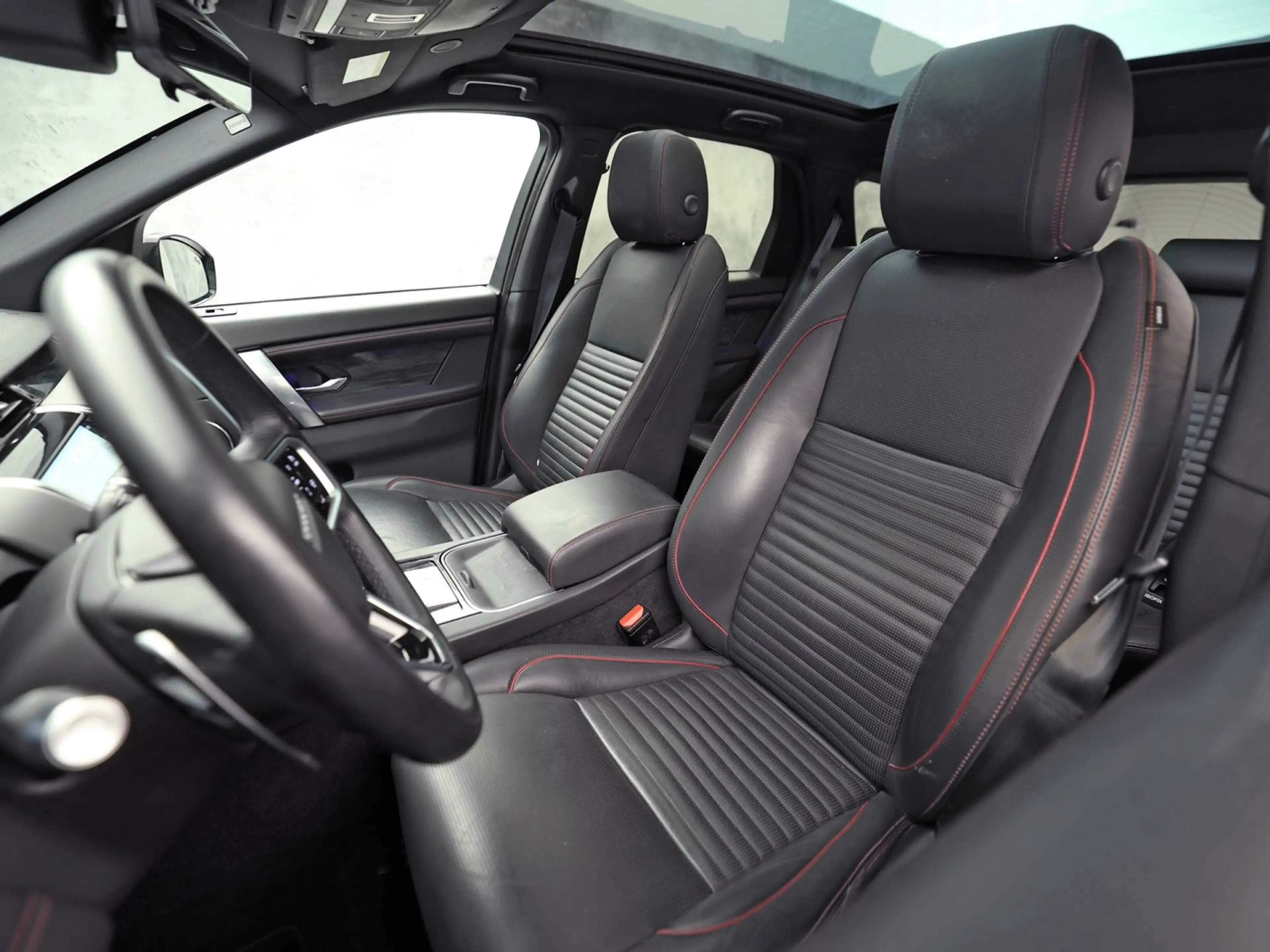 Land Rover Discovery Sport P300e 1.5 R-Dynamic HSE 309Pk Automaat (PANORAMADA — photo 17