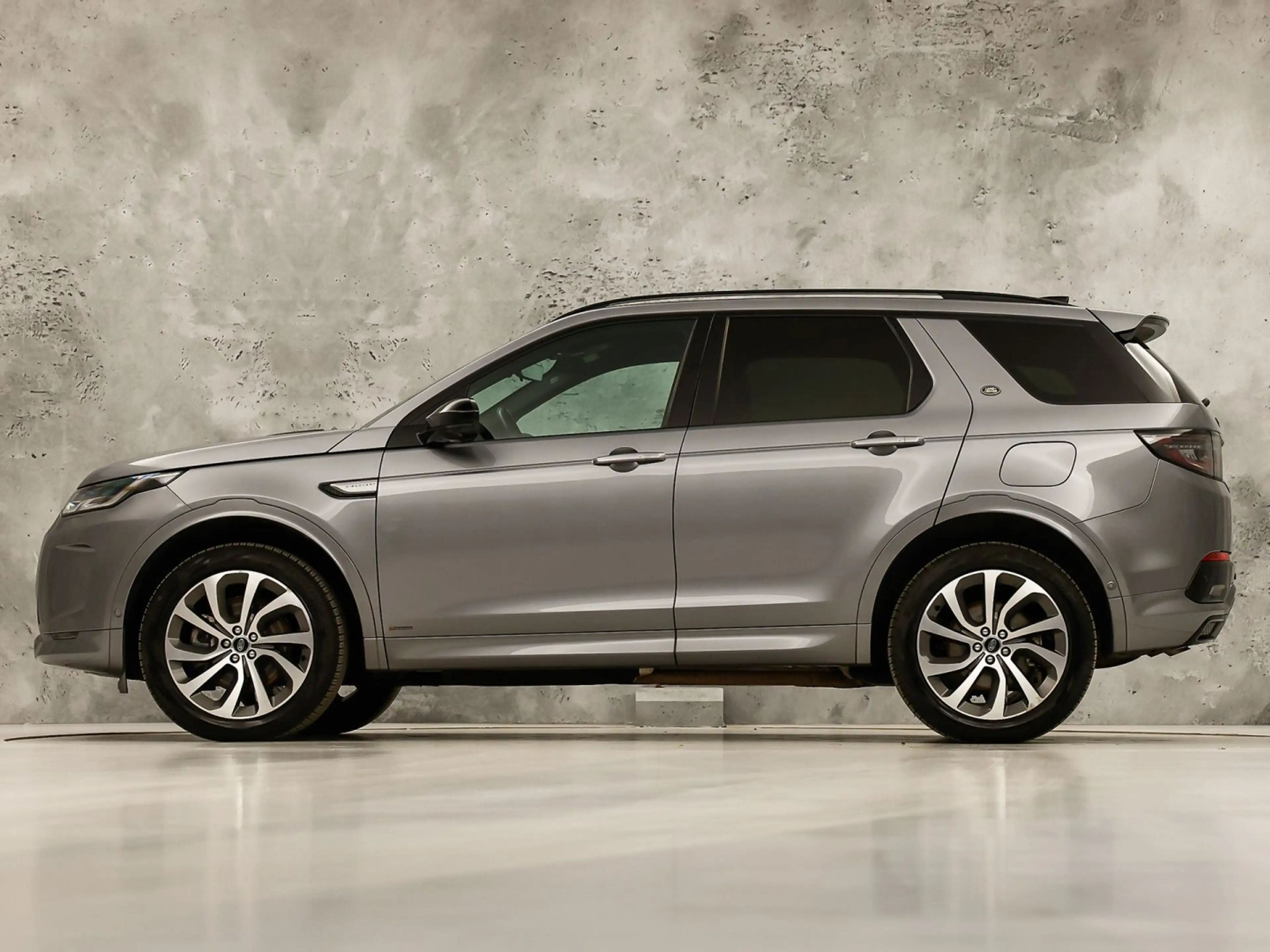 Land Rover Discovery Sport P300e 1.5 R-Dynamic HSE 309Pk Automaat (PANORAMADA — photo 2