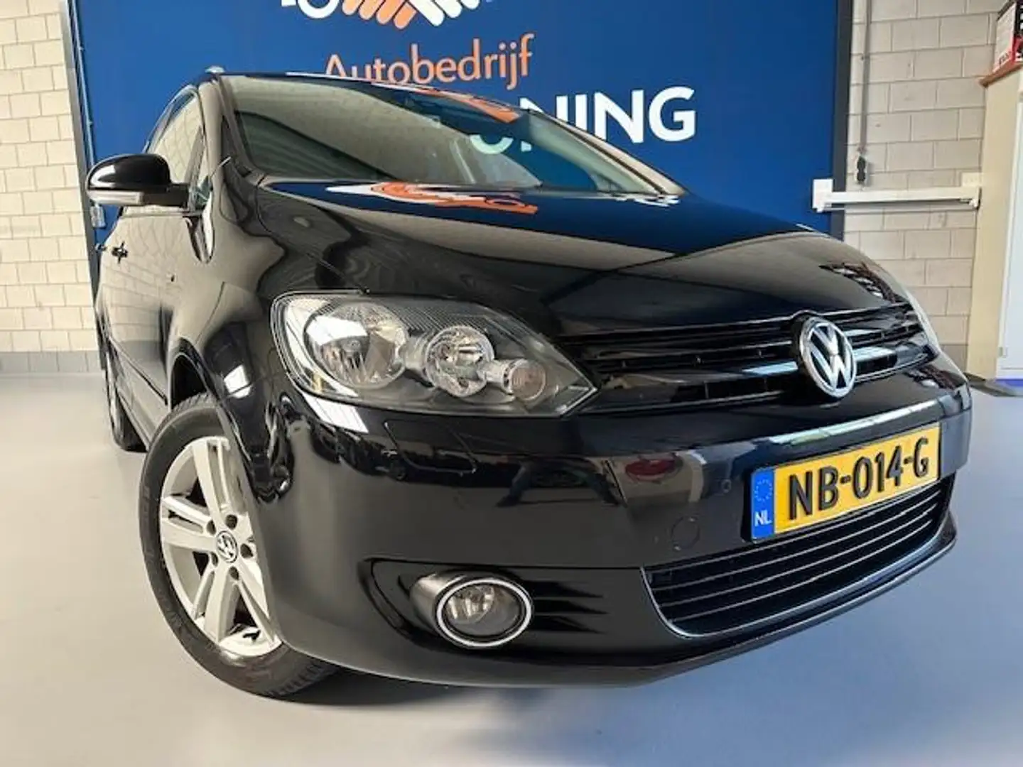 Volkswagen Golf Plus 1.2 TSI Highline Match automaat,climate,navigatie, Zwart - 2