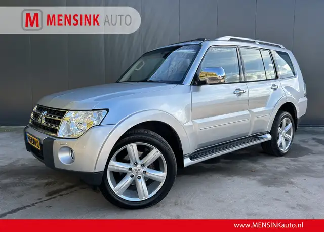 Mitsubishi Pajero 3.8 V6 AUTOMAAT Instyle 7 PERS LEER CRUISE ECC TRE