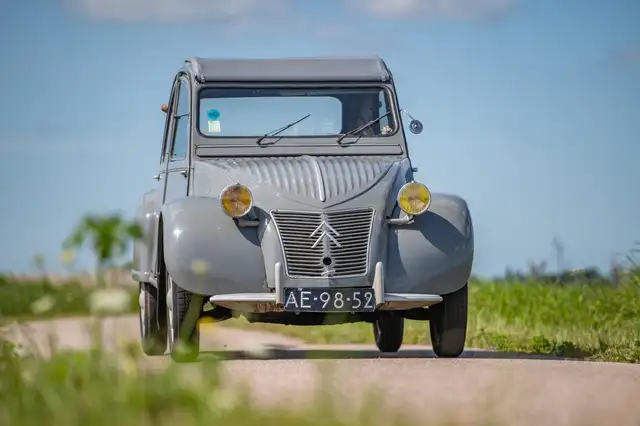 Citroen 2CV AZ