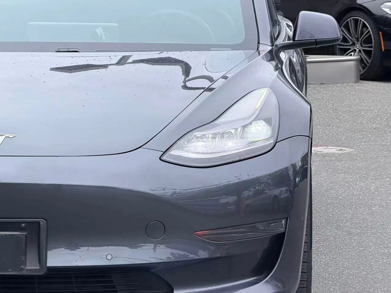 Tesla Model 3 fotografie Tesla Model 3