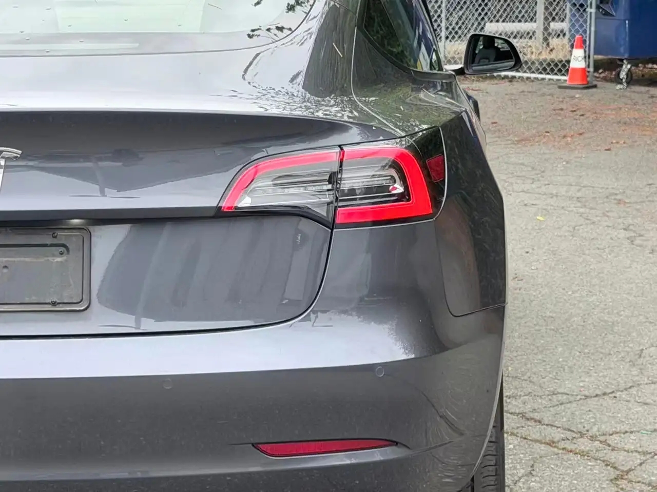 Tesla Model 3 fotografie Tesla Model 3