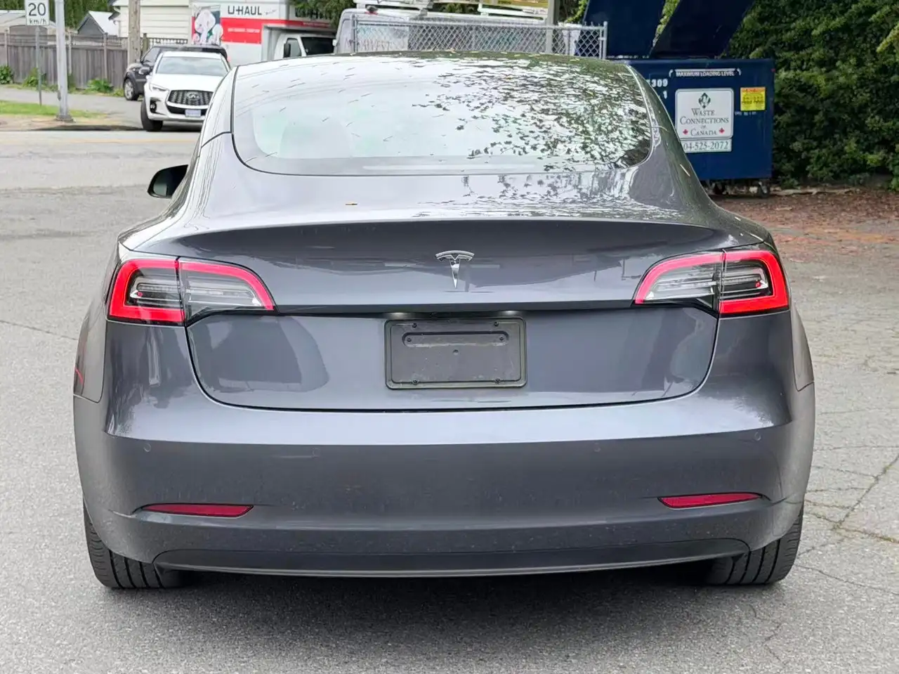 Tesla Model 3 fotografie Tesla Model 3