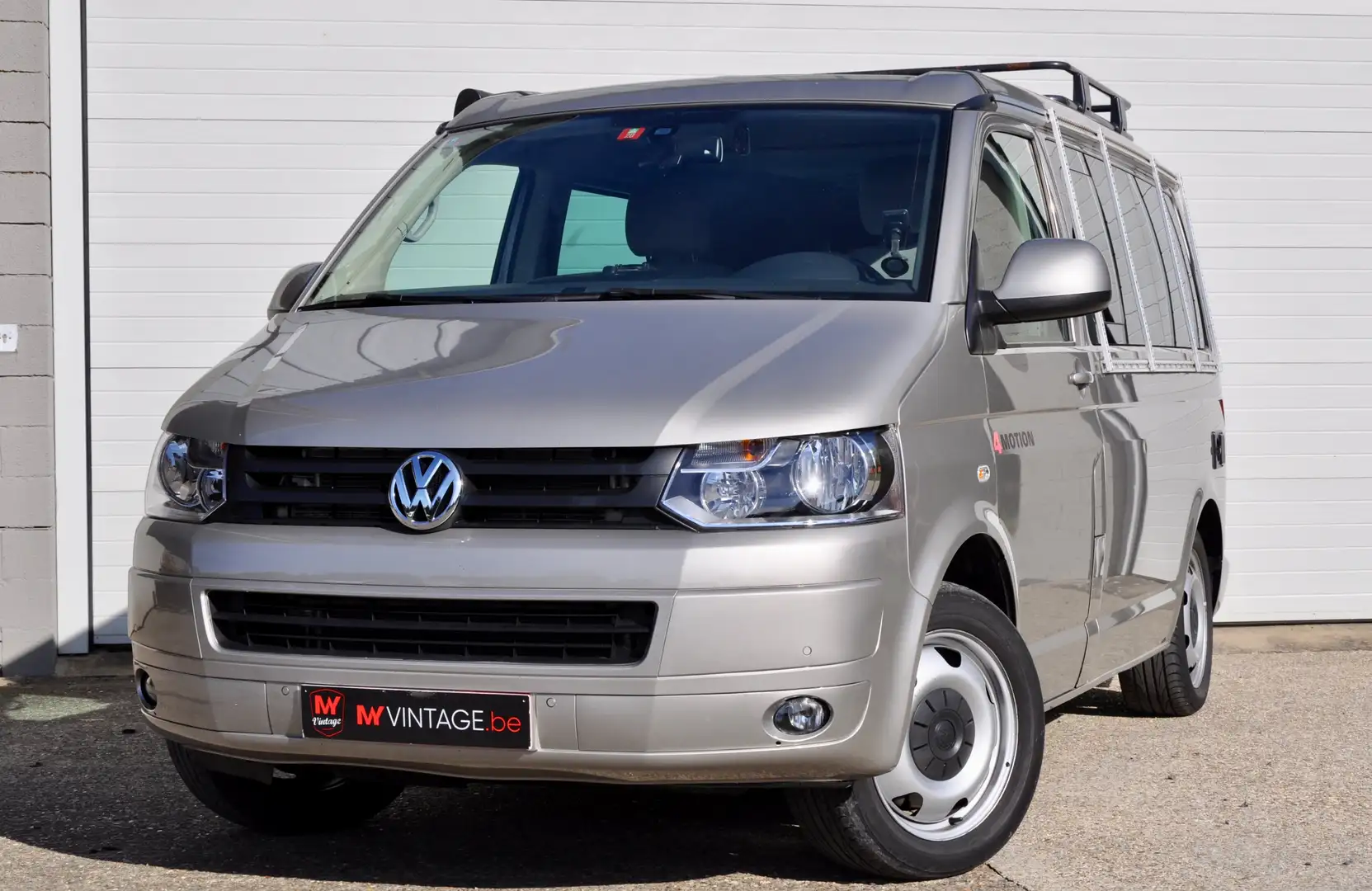 Volkswagen T5 California 4 Motion 140cv ** AVEC BLOCAGE DE DIFFERENTIEL ** Beige - 1