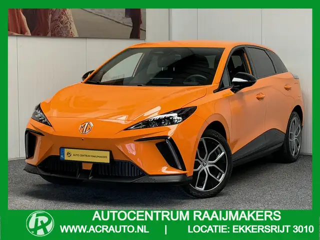 MG MG4 ELECTRIC LUXURY LONG RANGE 204 PK 64 KWH FABRIEKGA