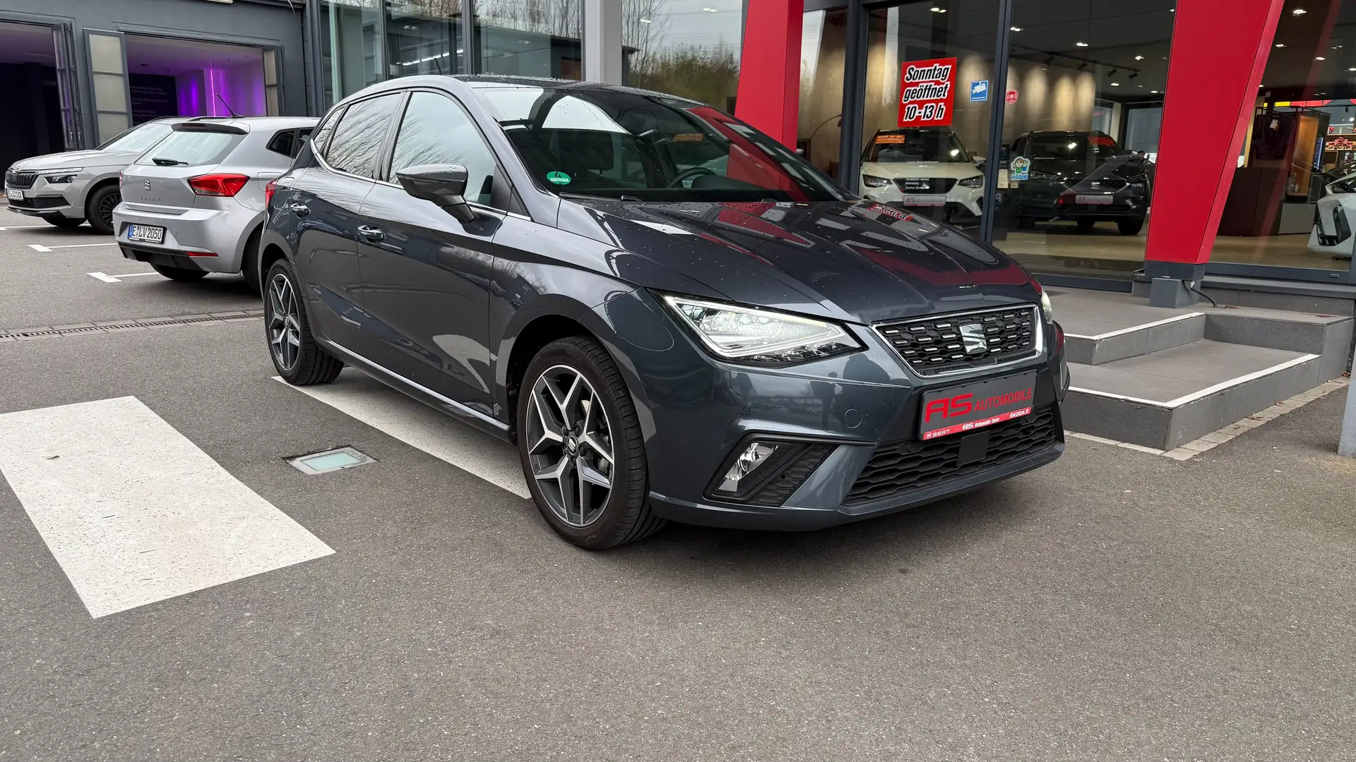 SEAT Ibiza Xcellence - Ihr SEAT Vertragshändler Gris - 1