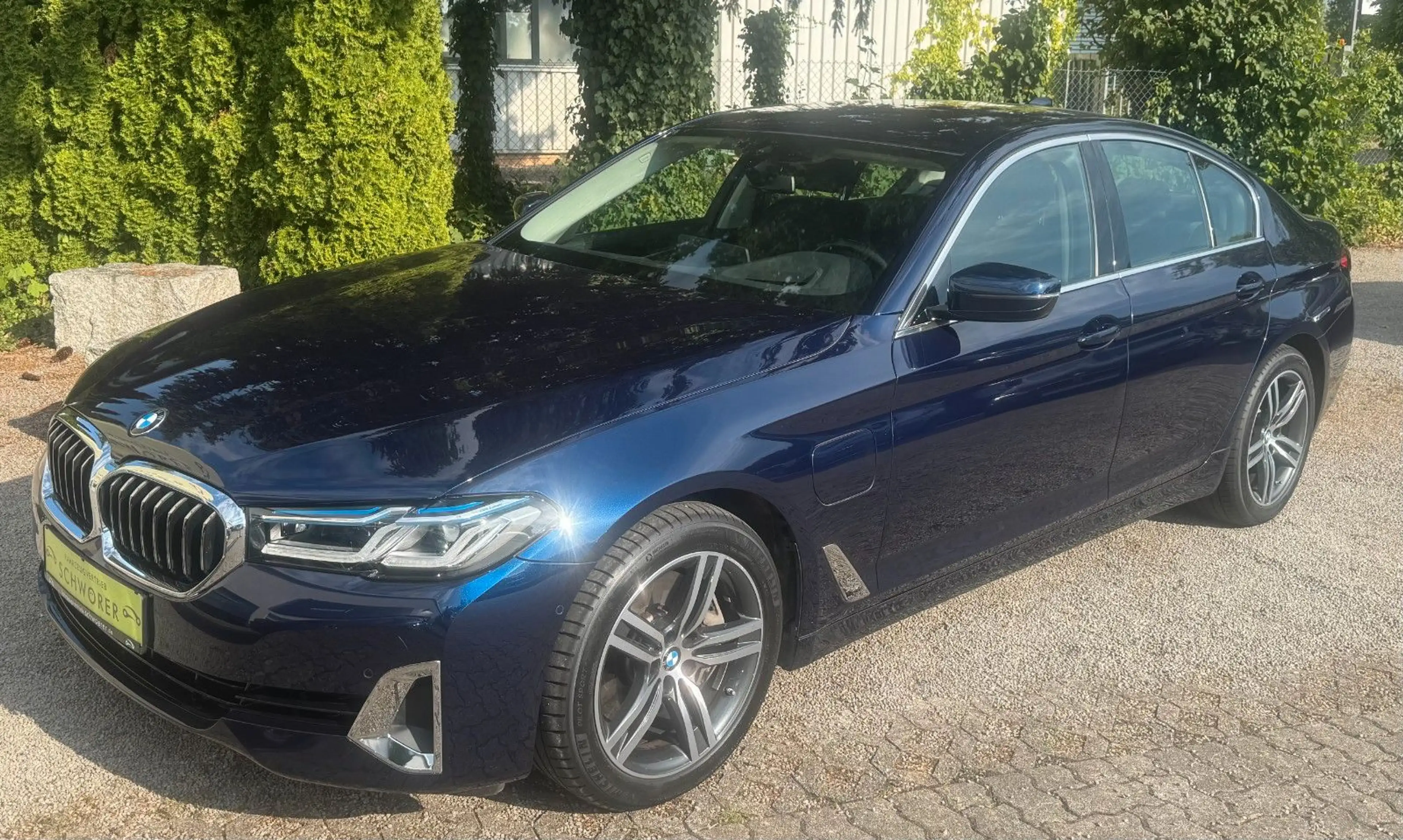 BMW 545 e xDrive Limousine*Luxury*Line*