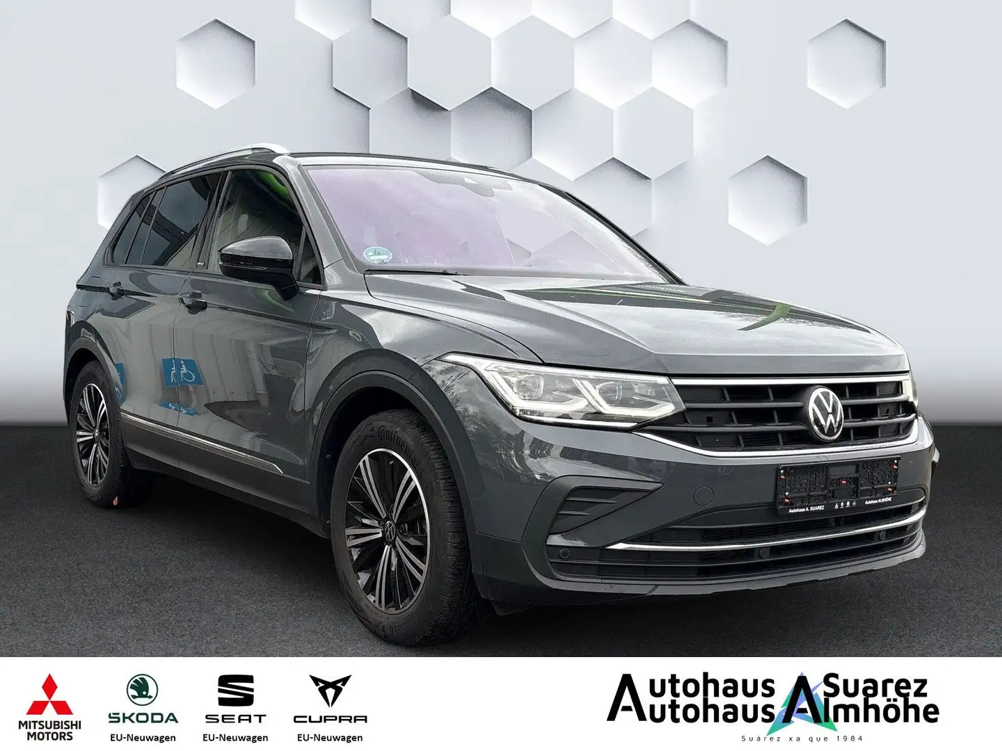 Volkswagen Tiguan United 1.5TSI DSG,LED,NAVI,ACC,SMARTLINK Grau - 1