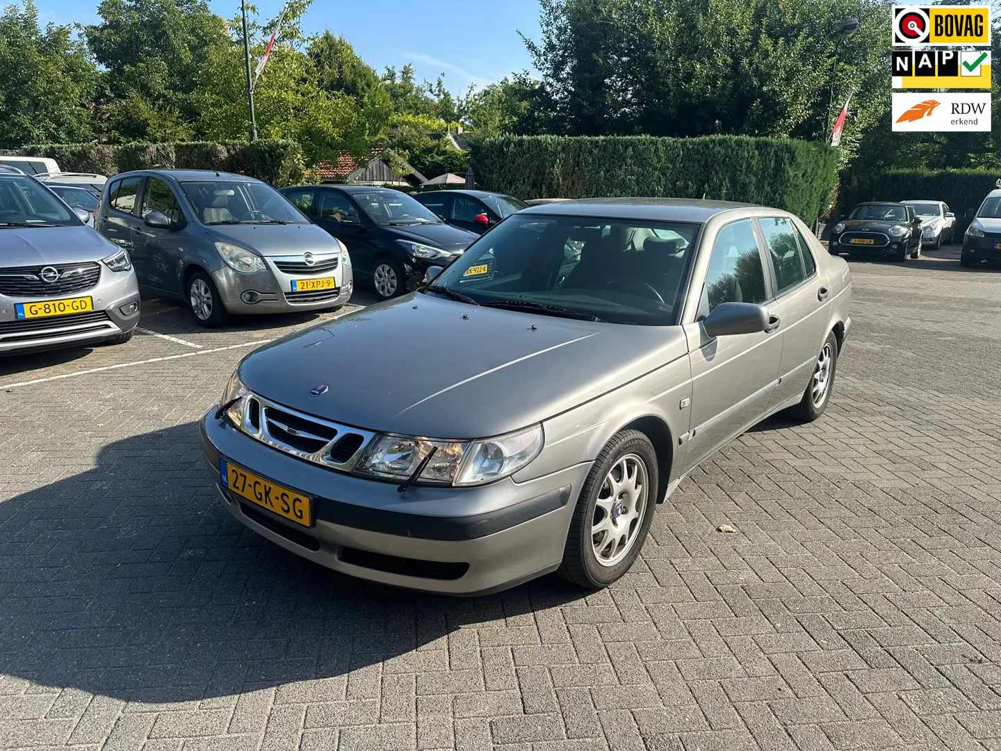 Saab 9-5 2.3t S automaat , airco Grijs - 1