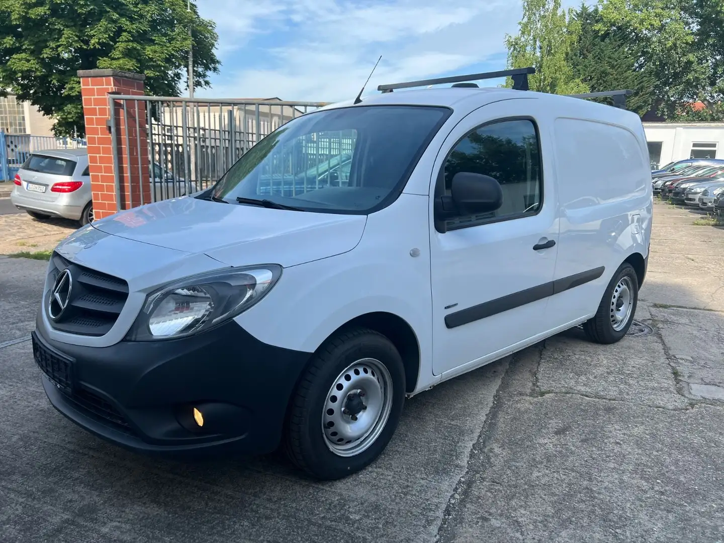 Mercedes-Benz Citan Kasten 109 CDI lang, KLIMA & TÜV Weiß - 2