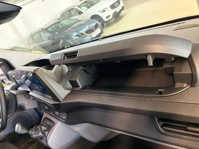 Ford Transit Custom Transit Custom Kombi Trend 320L1 2,0Eblue 136PS Ansicht 12