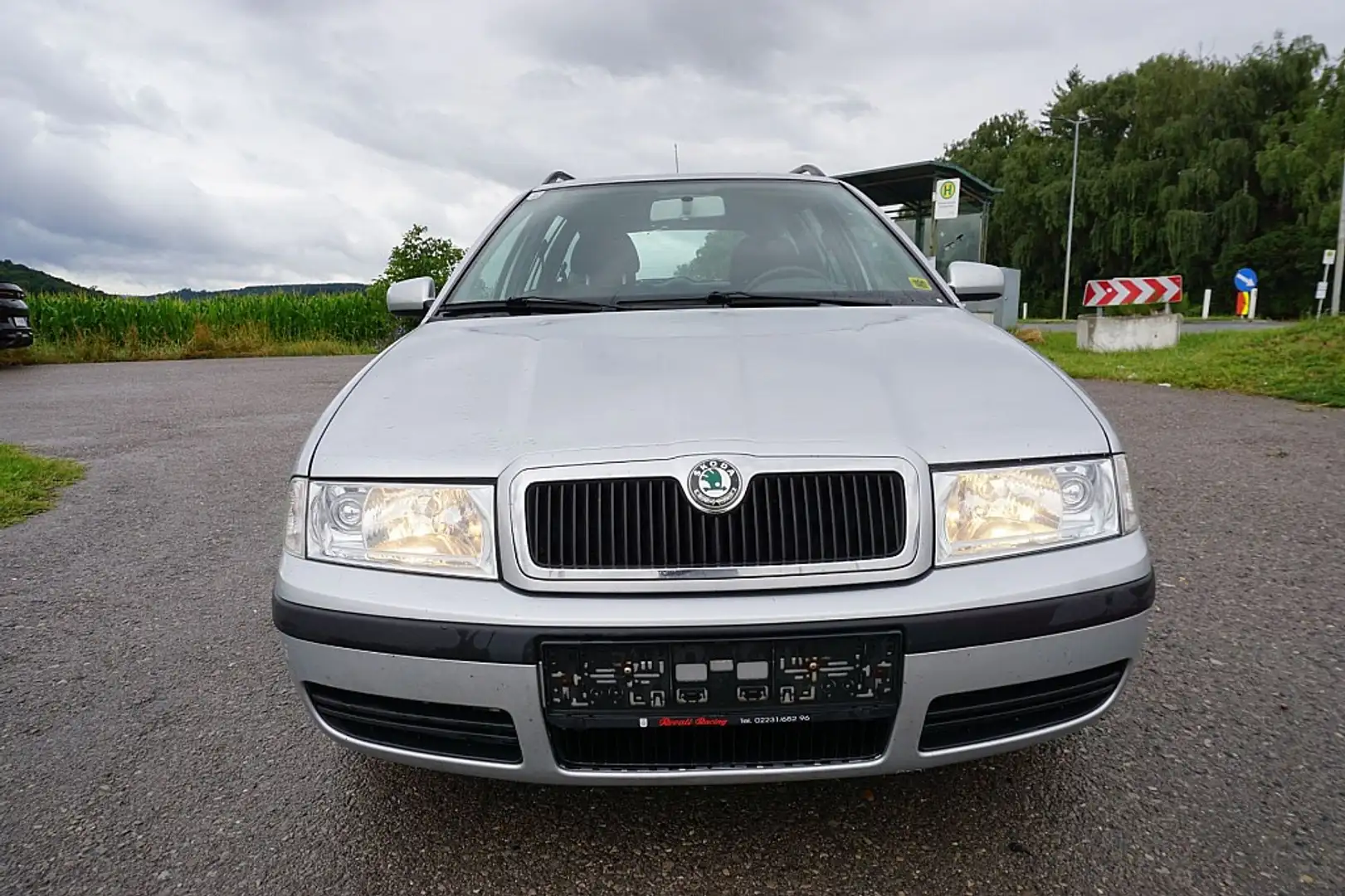 Skoda Octavia Combi 1,9 Drive TDI PD Gris - 1