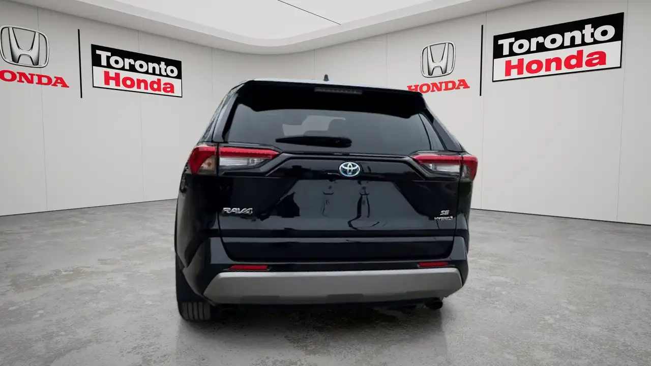 Toyota RAV 4 снимка Toyota RAV 4