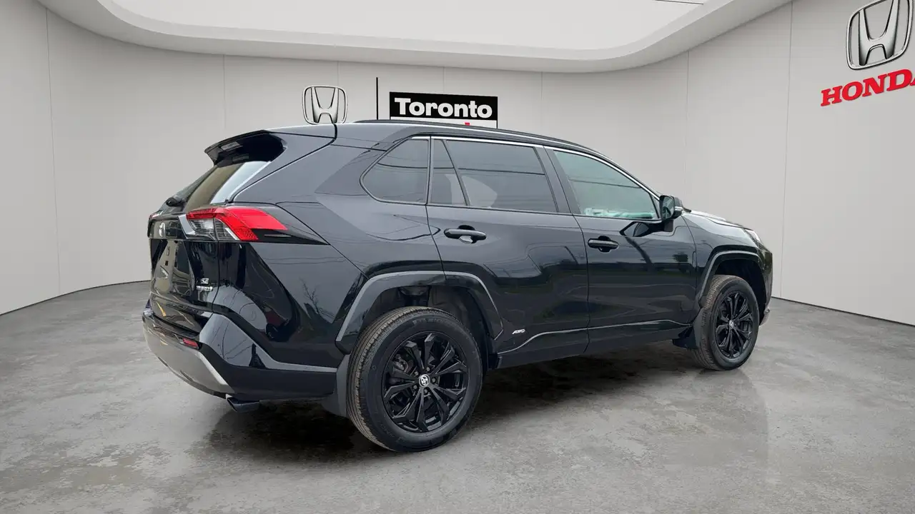 Toyota RAV 4 снимка Toyota RAV 4