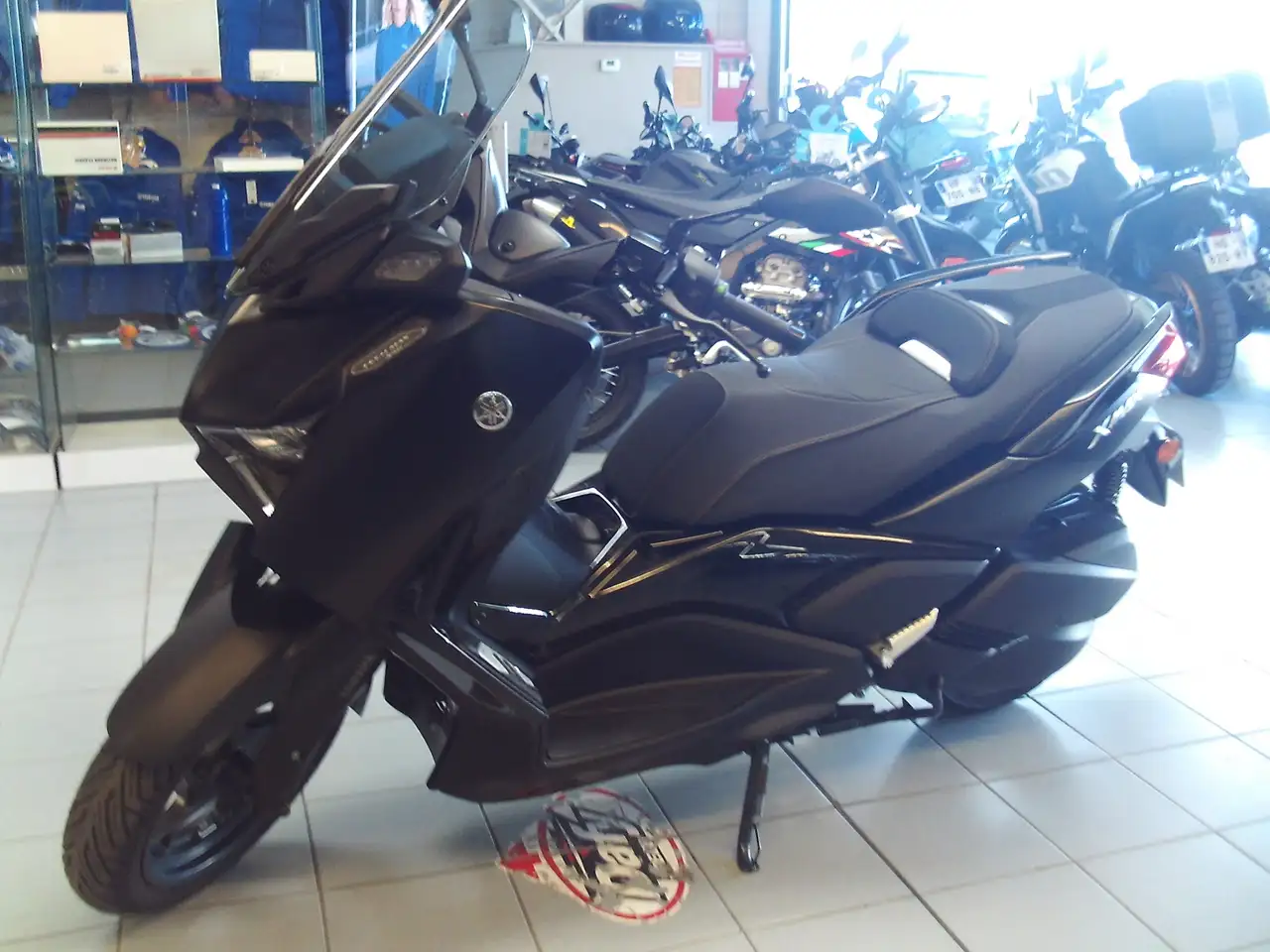 Yamaha X-Max 300